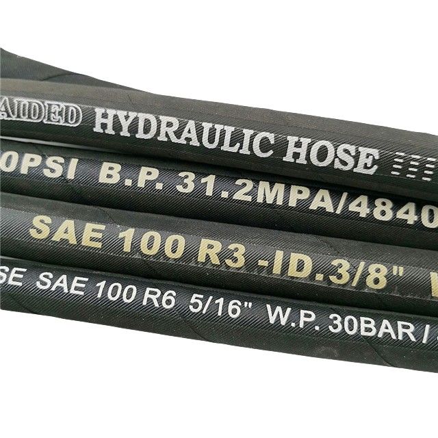 Yüksek basınçlı 3/8 1sn örgü hidrolik hortum borusu SAE 100r1 En853 Basınç Endüstriyel yakıt yağı hortum hidrolik hortum